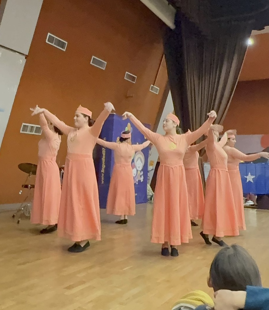 Danseuses de Avetis Dance lors du festival